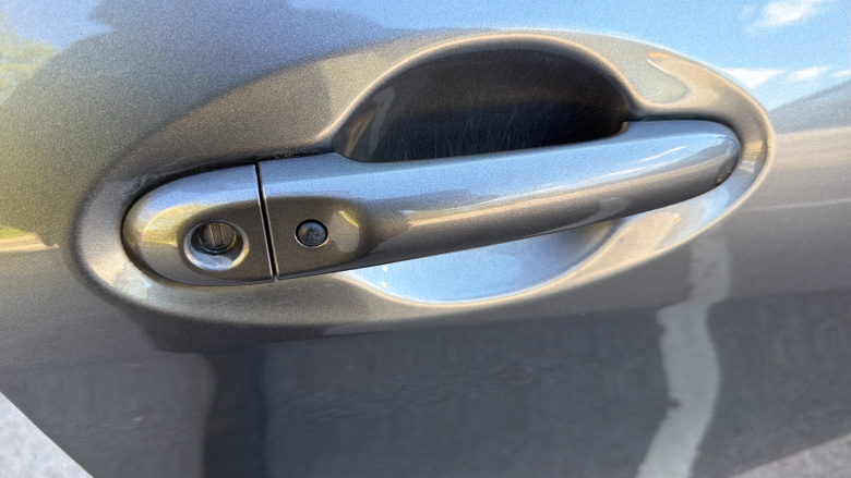 Nissan Note 1.2 DiG-S Tekna 5dr Auto Petrol Hatchback